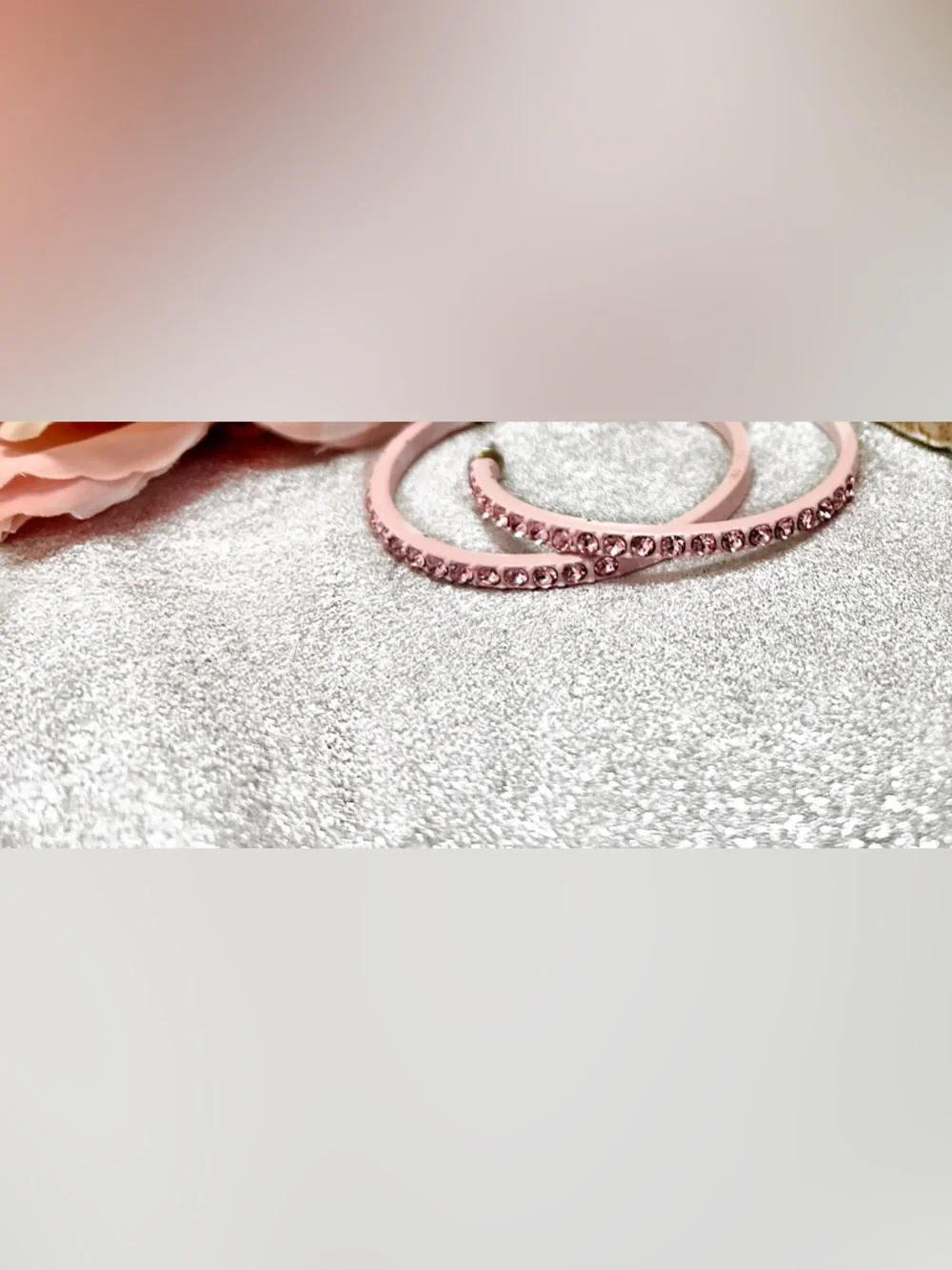 Pretty in Pink Zipper Pouch and Pink Crystal Earrings Duo! 🌸 - Picture 8 of 12